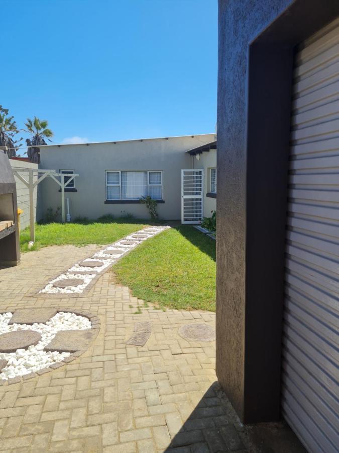 Tuvawa Luxury Suites Walvis Bay Exterior foto