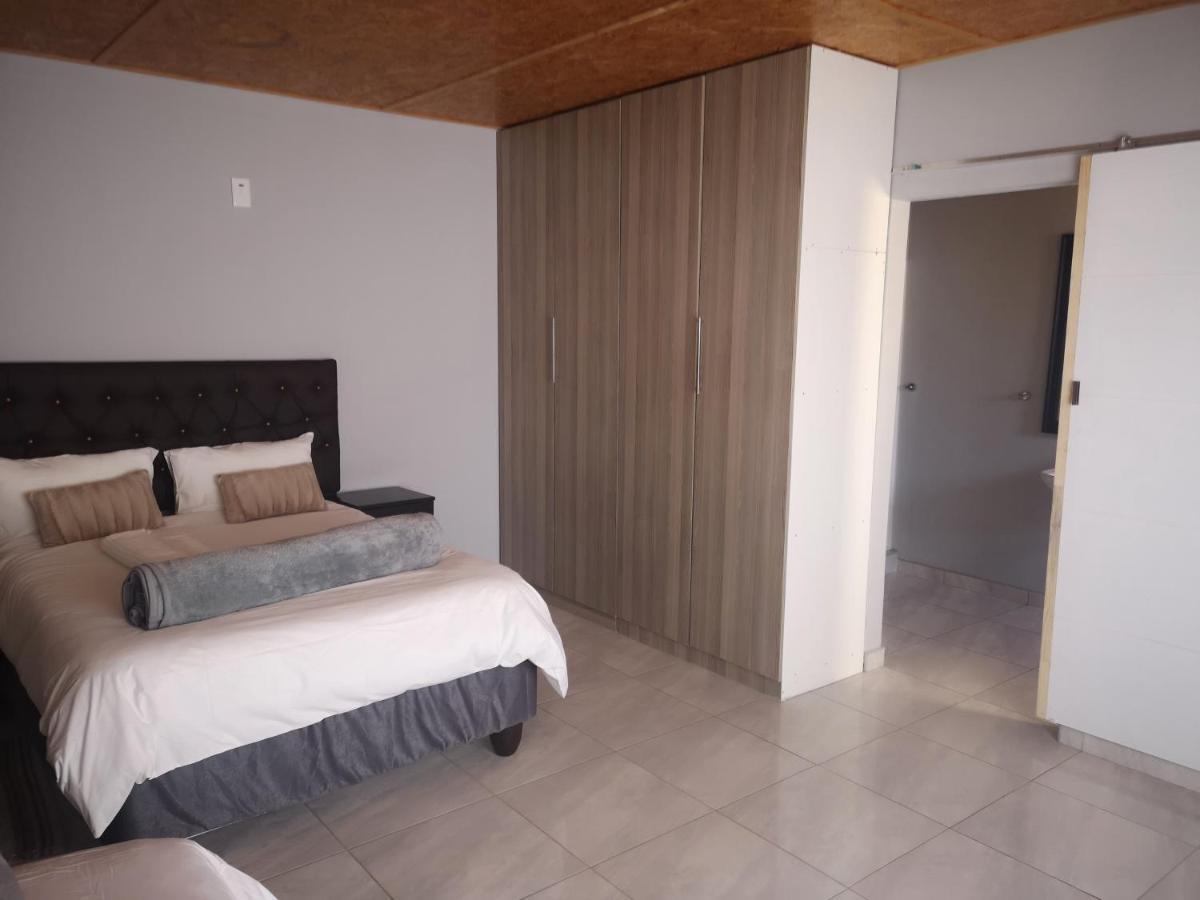 Tuvawa Luxury Suites Walvis Bay Exterior foto